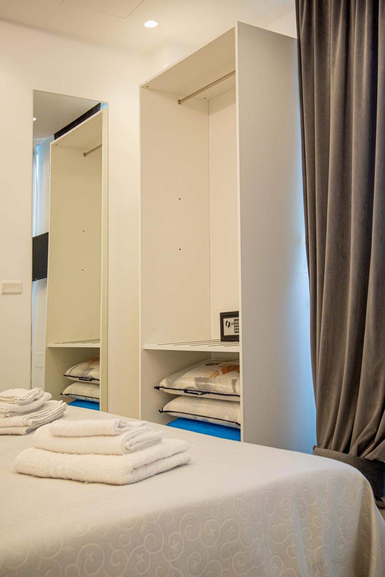 Forever Luxury Rooms Castellammare di Stabia Bagian luar foto